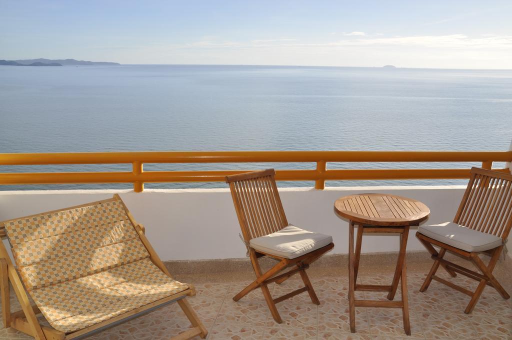 Sunshine Beach Condotel Nacsomtien Kültér fotó